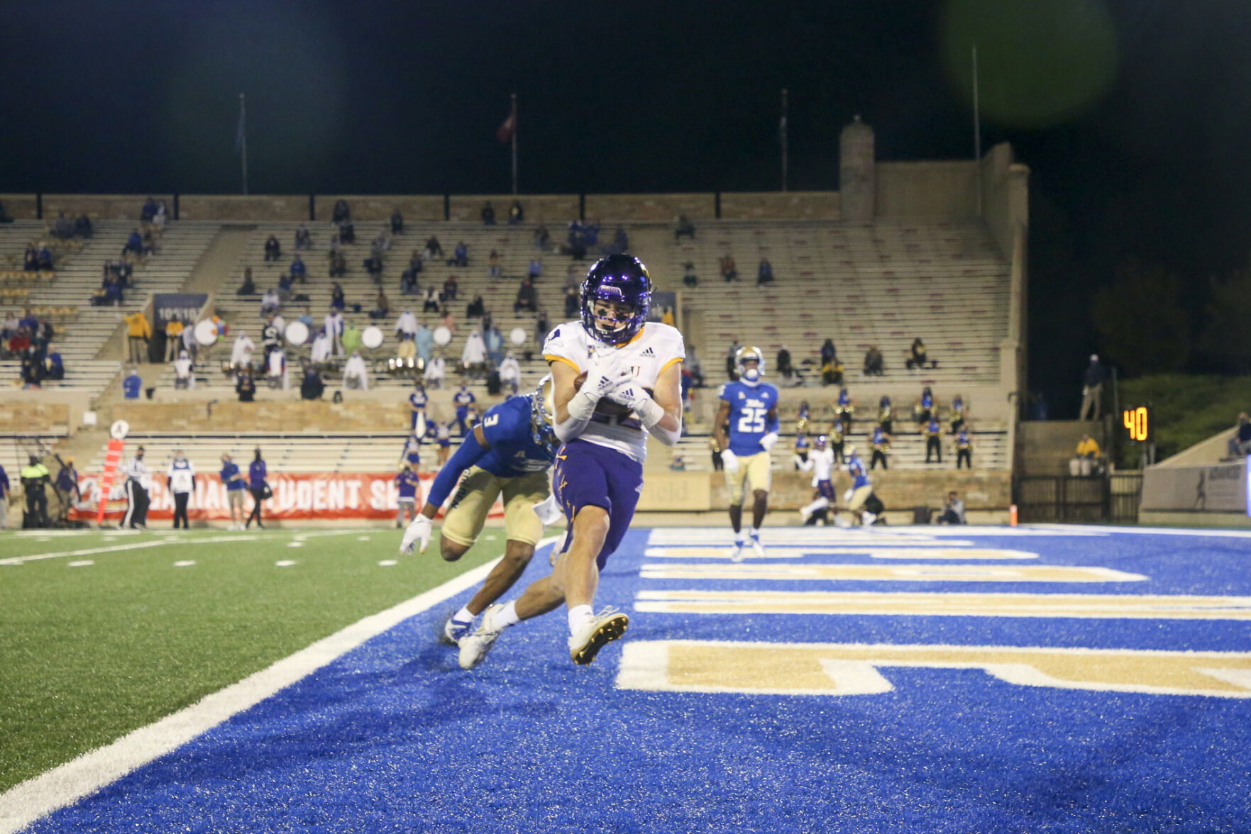 Tulsa Golden Hurricane vs East Carolina Pirates